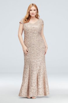 Plus Size Long Mermaid Appliqued Lace Short-Sleeve Dress 41220631