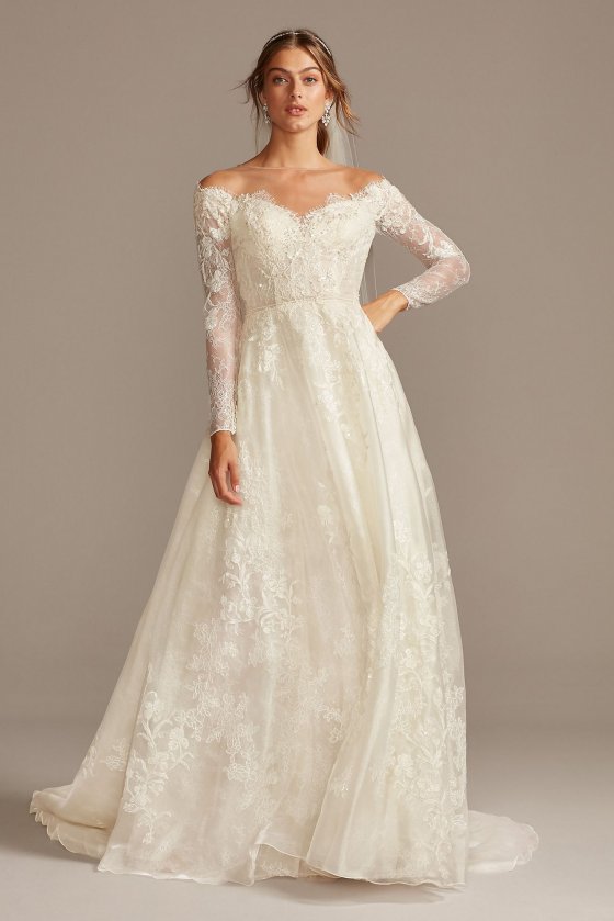 Long Sleeves Illusion Neck Long Sleeves CWG853 Style Wedding Dress [CWG853]