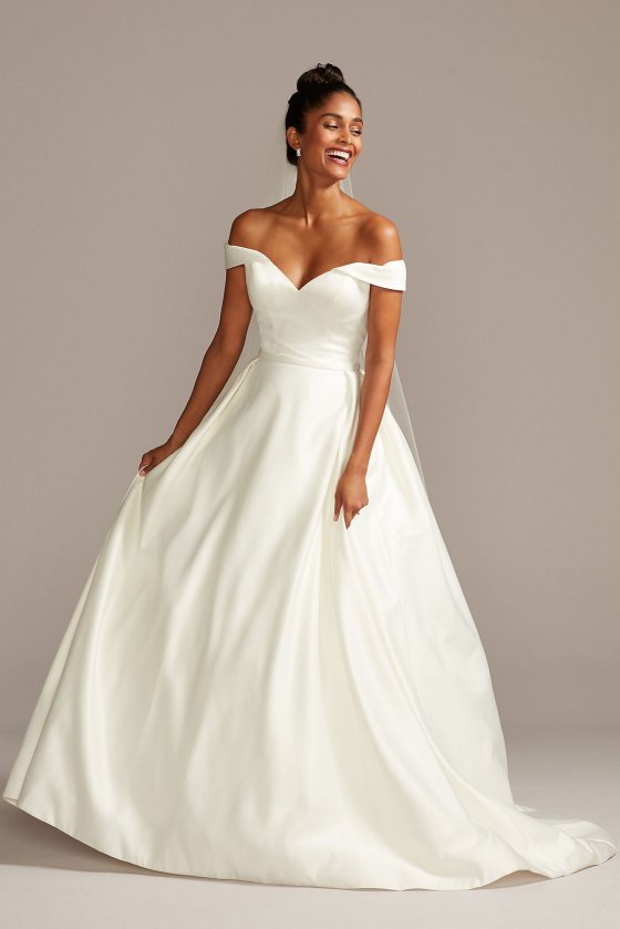 WG3979 Style Off the Shoulder Satin Petite Bridal Gown with Pockets [7WG3979]