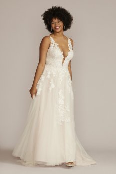 Illusion Plunge V-Neck Lace Tall Plus Wedding Gown Oleg Cassini 4XL8CWG924