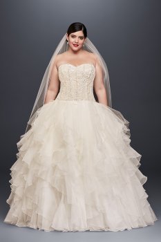 Ruffled Skirt Plus Size Wedding Dress 8NTCWG568
