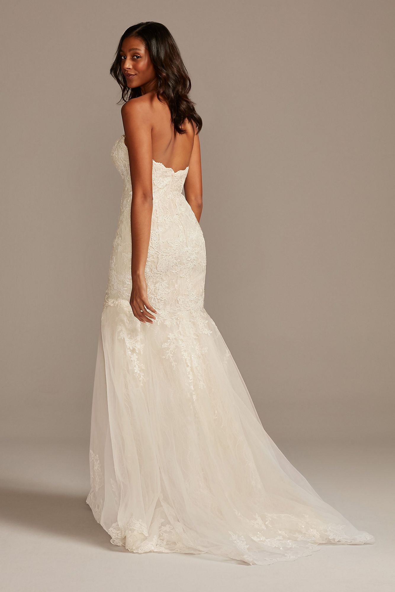 Strapless Sweetheart Neckling Long Fitted Lace WG3988 Style Wedding Gown
