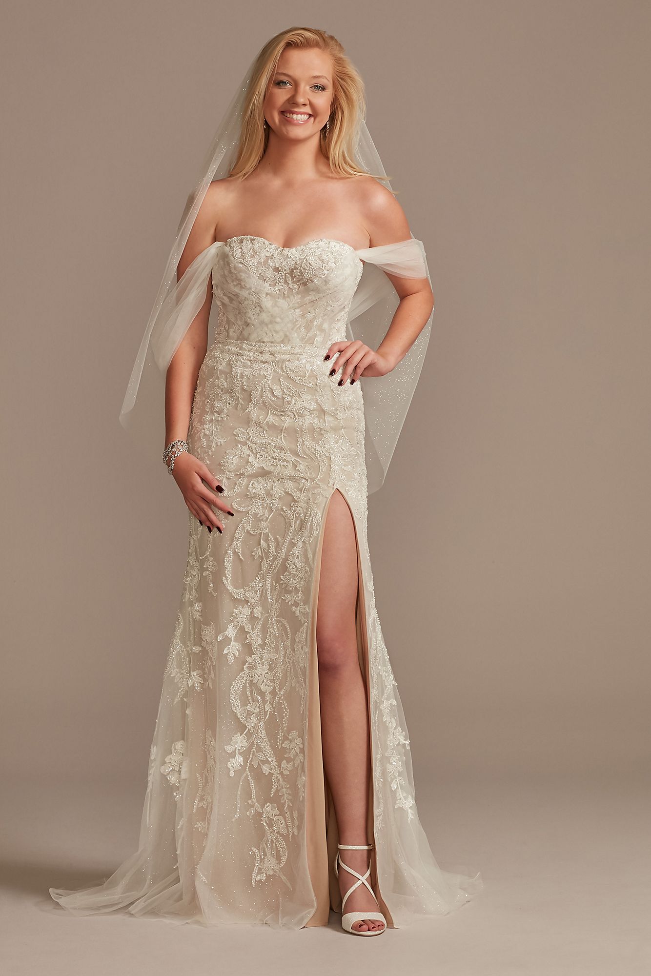 Detachable Sleeves and Train Tulle Wedding Dress Galina Signature LSSWG881