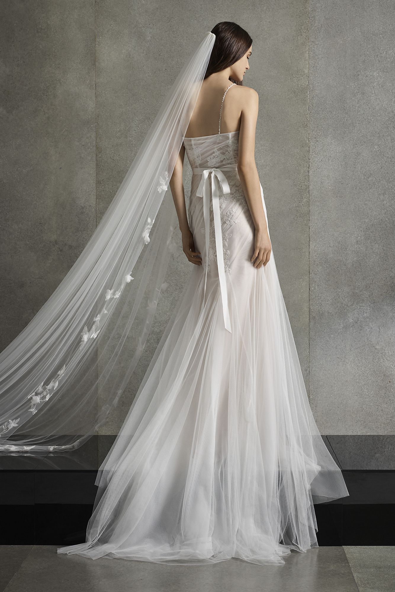  Asymmetric Petite Wedding Dress 7VW351553