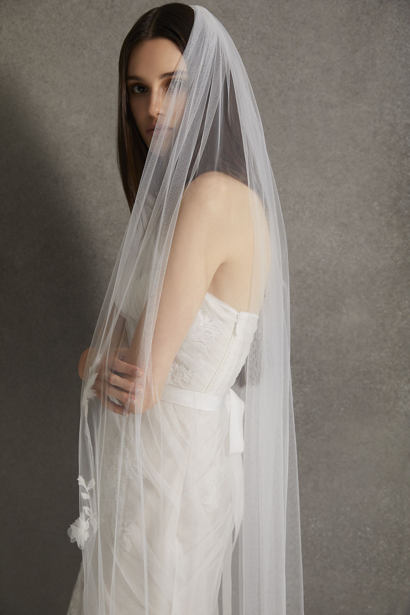  Asymmetric Petite Wedding Dress 7VW351553