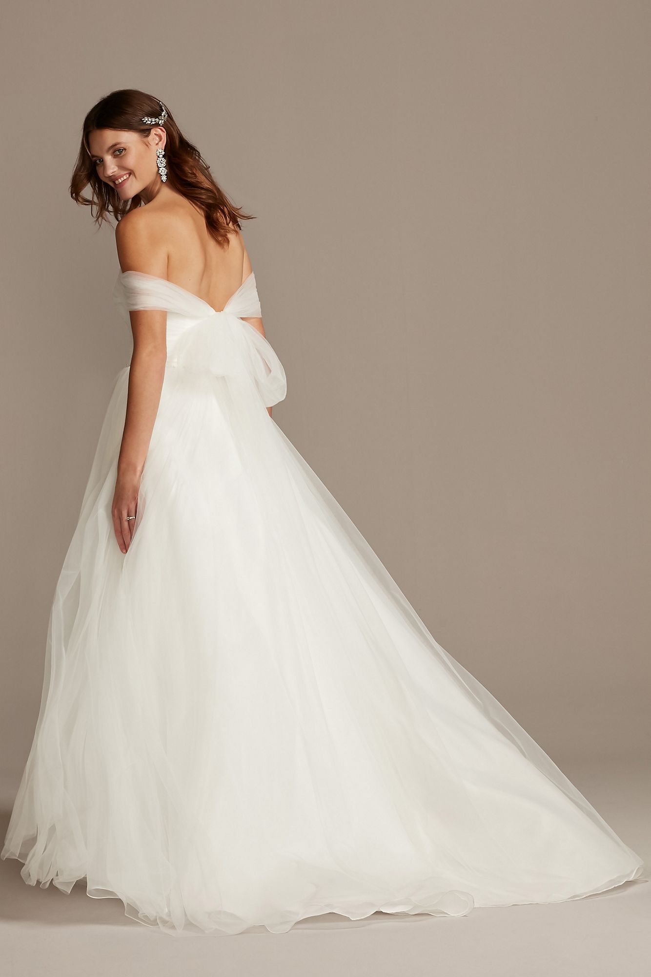 Off the Shoulder Pleated Tulle Wedding Dress WG3976