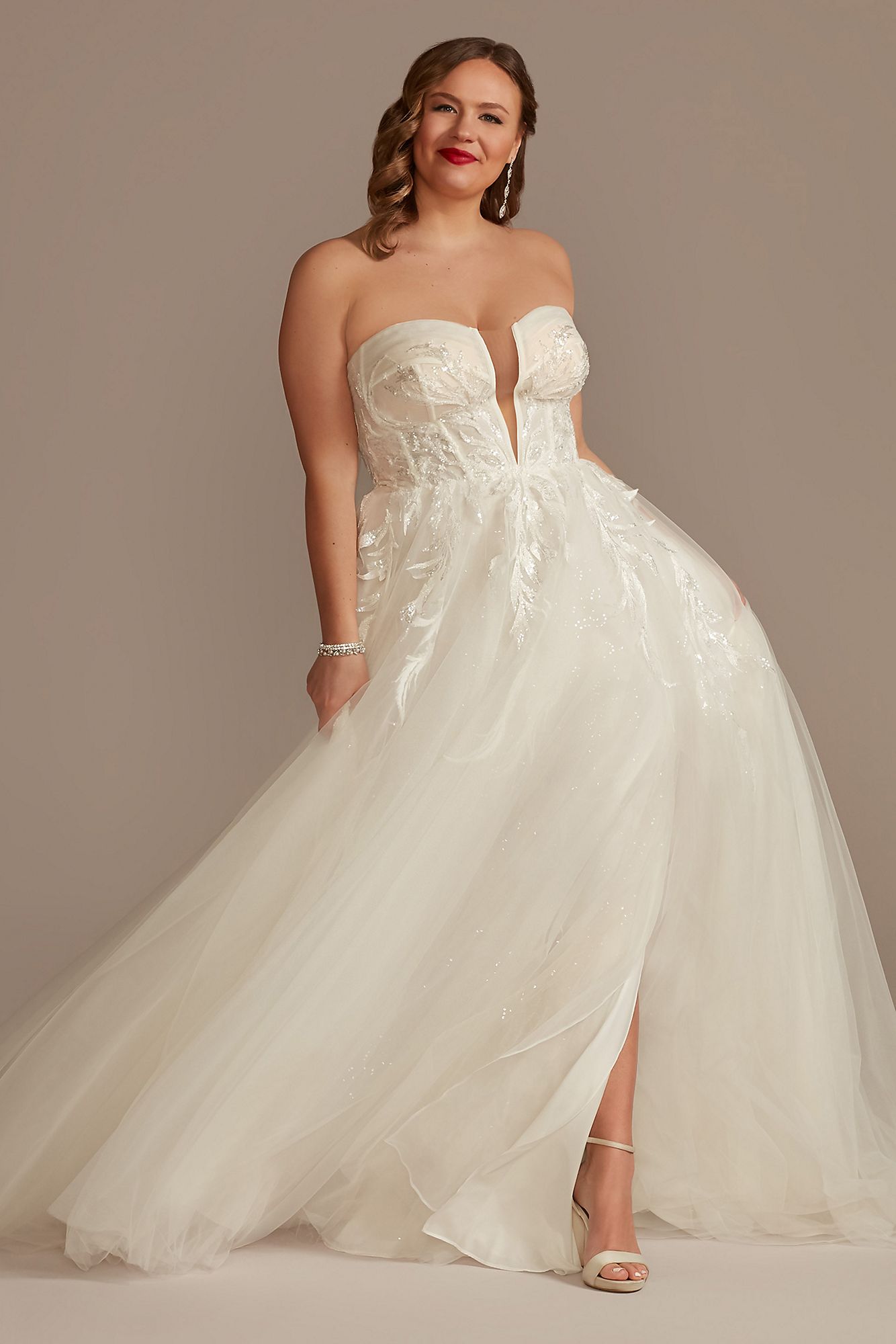 Removable Straps Tulle Plus Size Wedding Dress Galina Signature 9LSSWG898