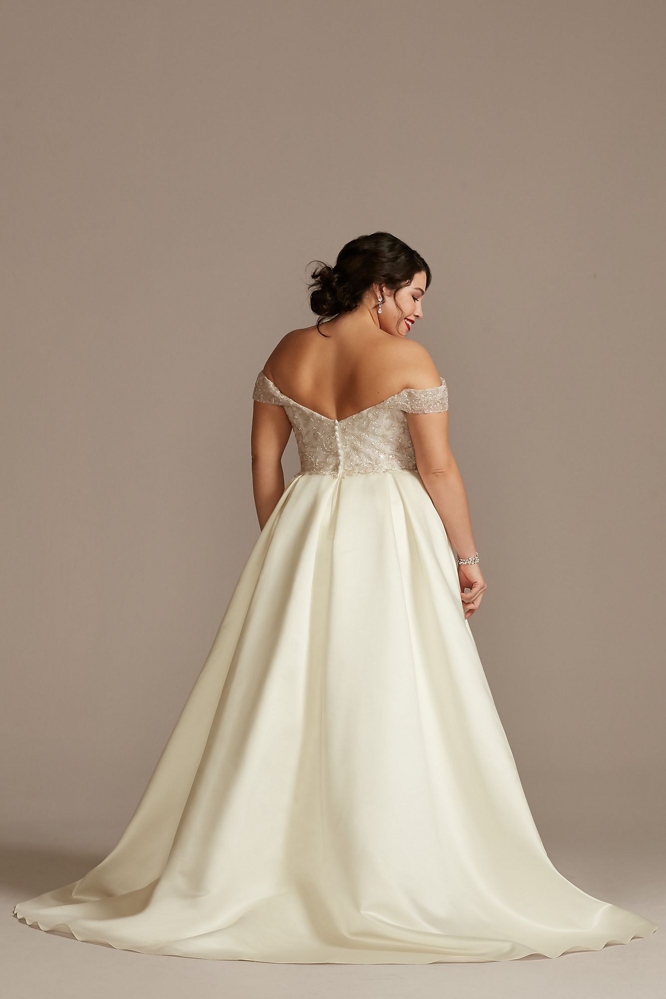 Off Shoulder Beaded Bodice Tall Plus Wedding Dress Oleg Cassini 4XL8LBCWG890