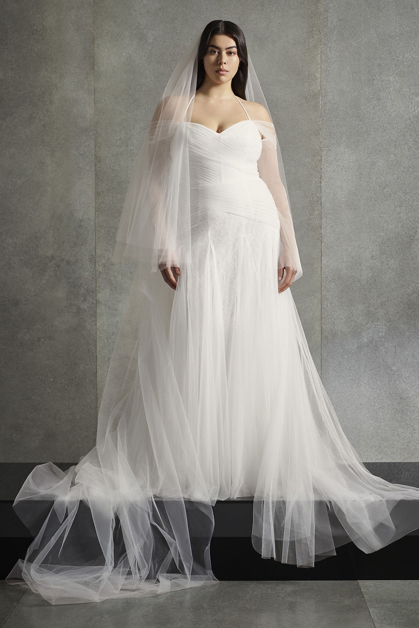 Halter Plus Size 8VW351510 Style White Wedding Dress