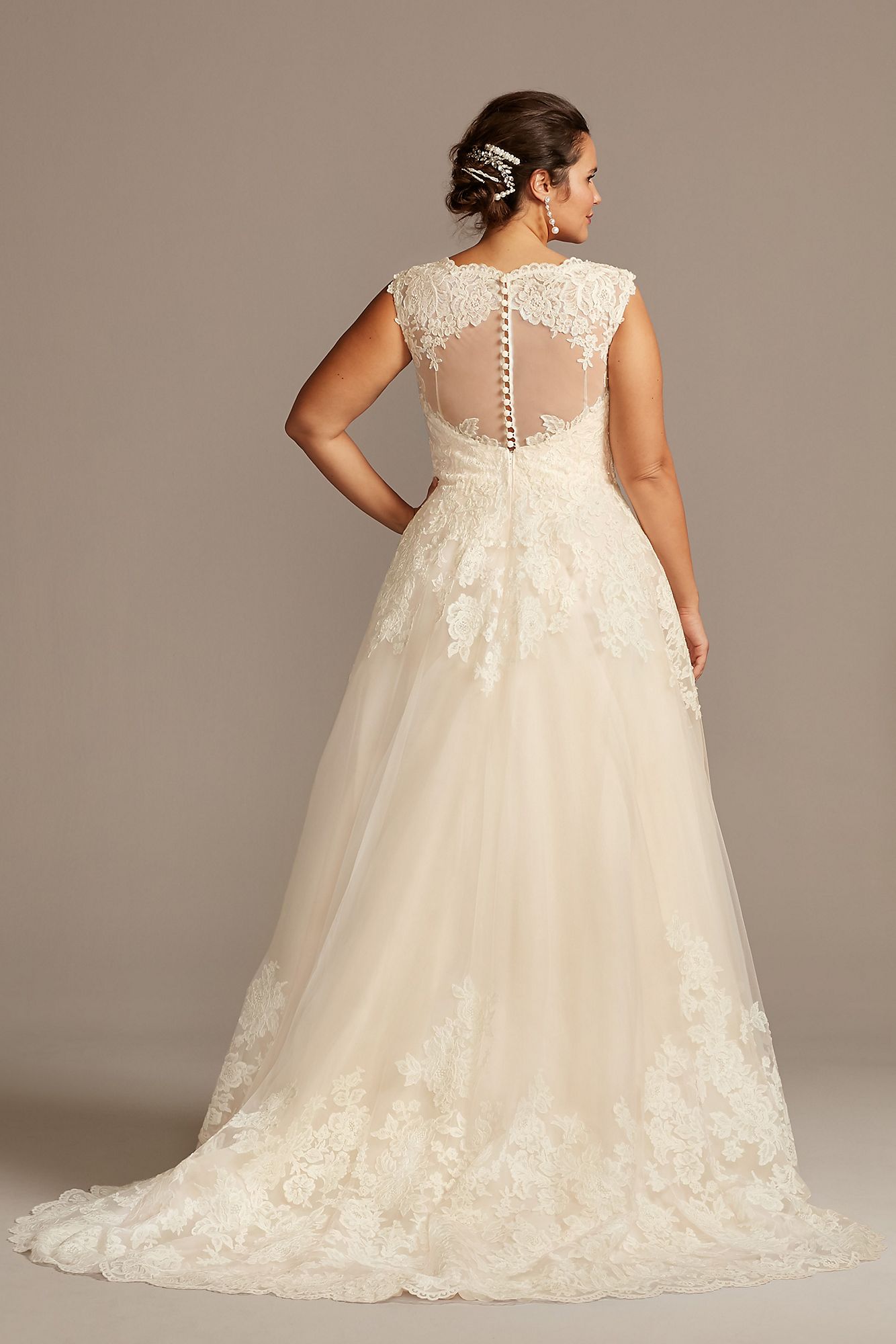 Scalloped Lace and Tulle Plus Size Wedding Dress   Collection 9WG3850